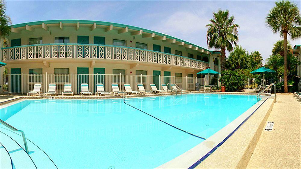 Red Roof Inn Tampa Bay - St. Petersburg Eksteriør bilde