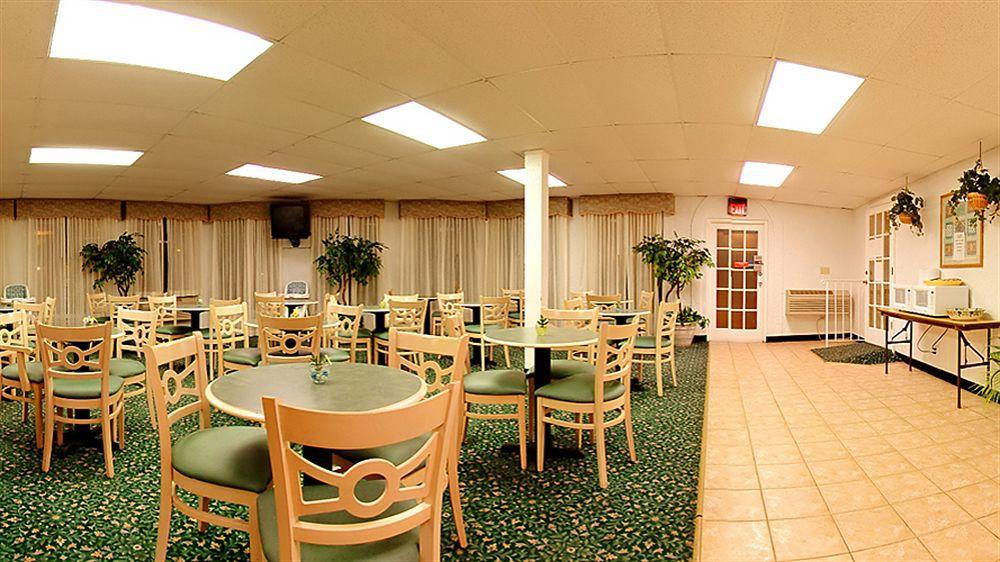Red Roof Inn Tampa Bay - St. Petersburg Eksteriør bilde
